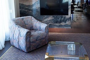 Room12