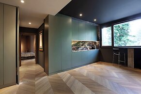 Room12