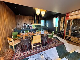 Room12