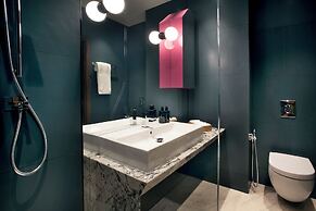 Room12