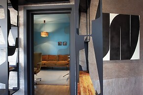 Room12