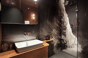 Room12