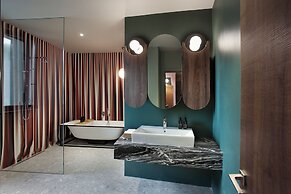 Room12
