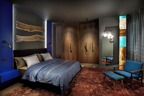 Room12