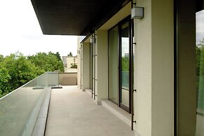 Room12