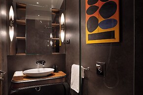 Room12