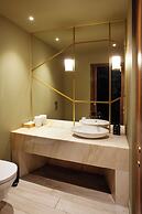 Room12
