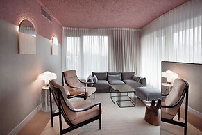 Room12