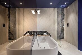Room12