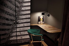 Room12