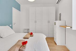 Alessia's Flat - San Bernardino