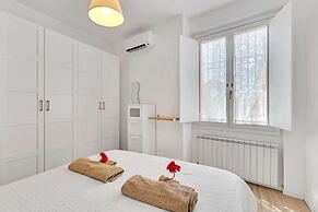 Alessia's Flat - San Bernardino