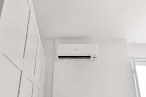 Alessia's Flat - San Bernardino