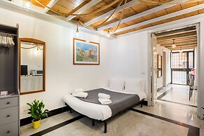 Sanniti's Apartments