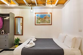 Sanniti's Apartments