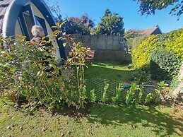 Beautiful and Cosy Pod Saintives