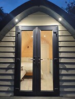 Beautiful and Cosy Pod Saintives