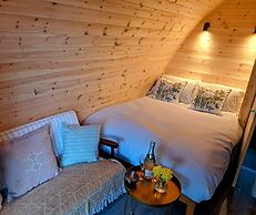 Beautiful and Cosy Pod Saintives