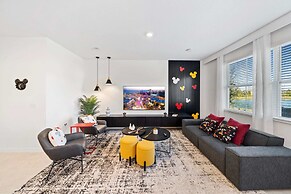 1043 Plantation Lane