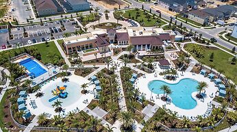 1640 Tropical Palms Circle