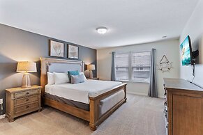 1326 Lava Tree Drive