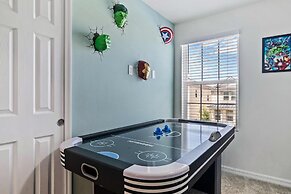 1888 Tropical Palms Circle