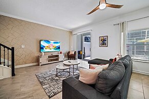 1142 Kingsbarn Street