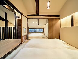 Kyoto Machiya Kamogawa Gardens