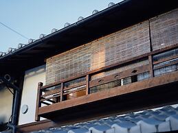 Kyoto Machiya Kamogawa Gardens