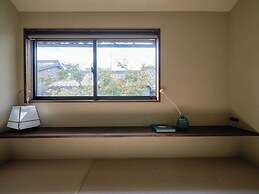 Kyoto Machiya Kamogawa Gardens