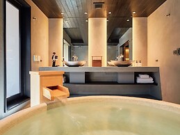 Kyoto Machiya Kamogawa Gardens