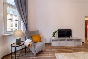 RentPlanet - plac Uniwersytecki