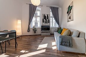 RentPlanet - plac Uniwersytecki