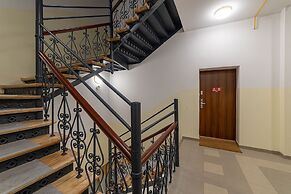 RentPlanet - plac Uniwersytecki