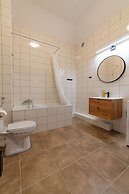 RentPlanet - plac Uniwersytecki