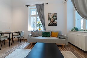 RentPlanet - plac Uniwersytecki