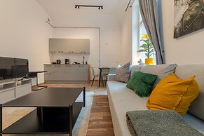 RentPlanet - plac Uniwersytecki