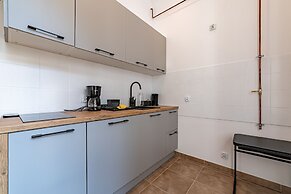 RentPlanet - plac Uniwersytecki