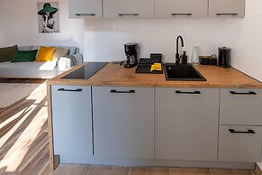 RentPlanet - plac Uniwersytecki