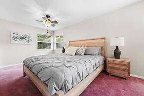 Serenity Shores, Tranquil Retreat in Traverse City