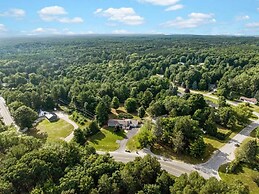 Serenity Shores, Tranquil Retreat in Traverse City