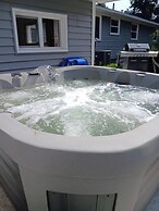 Serenity Shores, Tranquil Retreat in Traverse City