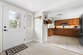 Serenity Shores, Tranquil Retreat in Traverse City