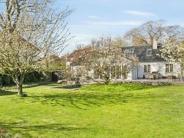 Sanders Swan - Marvellous Villa Close to the Center of Copenhagen