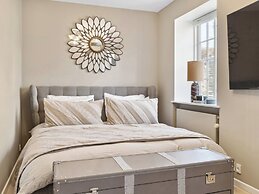 Sanders Swan - Marvellous Villa Close to the Center of Copenhagen