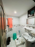 Chandi Hotel and Apartments