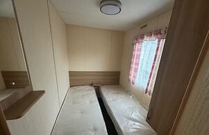 ajs Caravan Hire Rhyl 3 bed 8 Birth