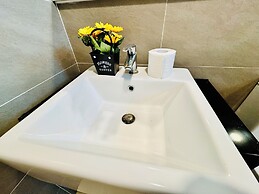 Velocity Suites KL Homestay