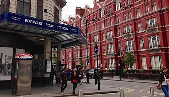 Sunny Home in Central London