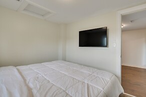 Dog-friendly Blue Island Apt w/ Backyard!